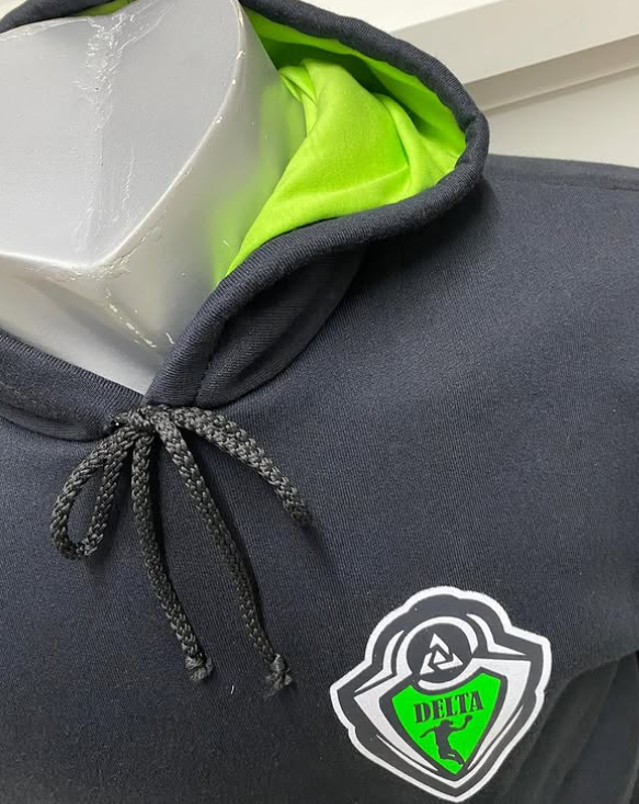 Opção 2 de Canguru c/bolso e capuz